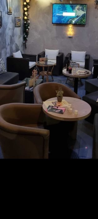 Маси и столове за дома и градината