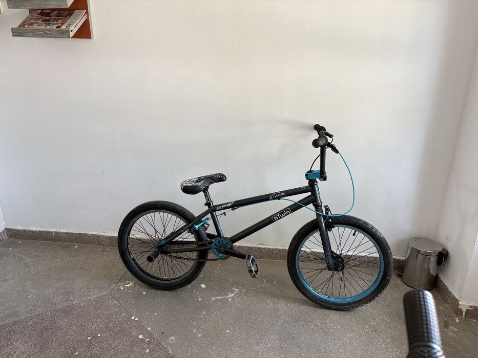 Vand bmx pret negociabil