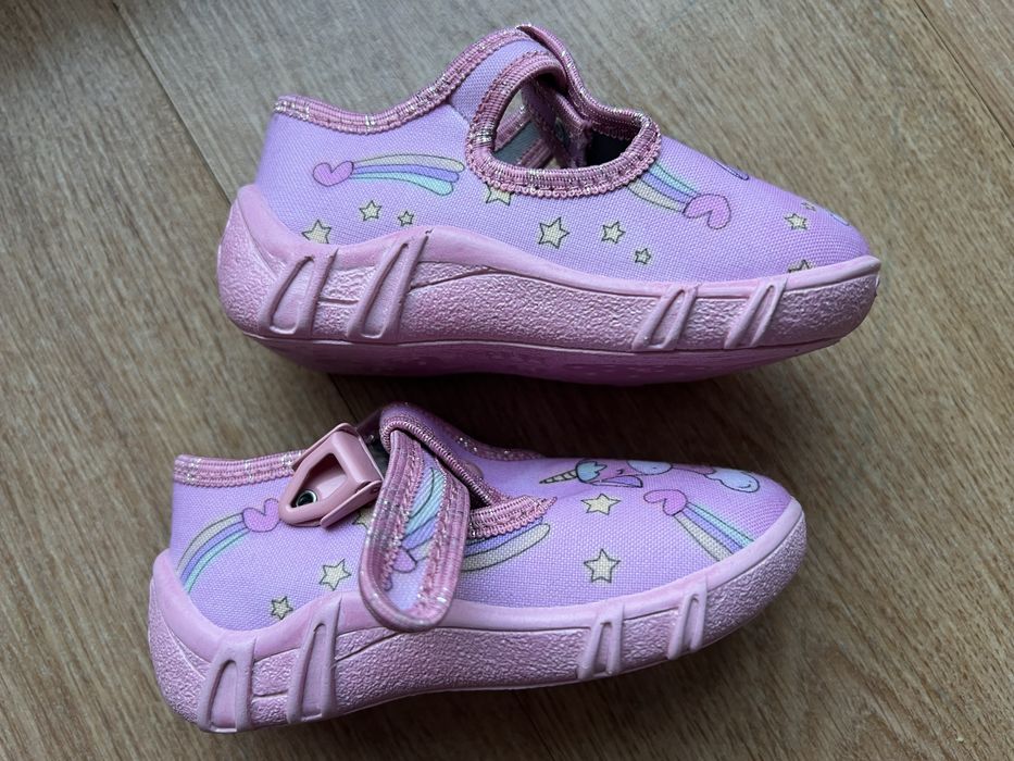 Пантофки - чисто нови 22 размер