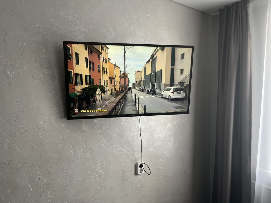 Телевизор samsung