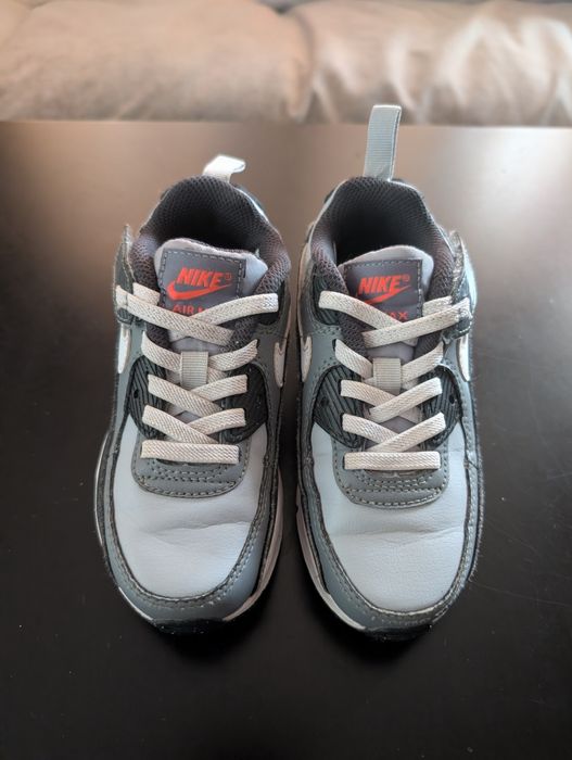 Маратонки Nike AIR 27,5 номер