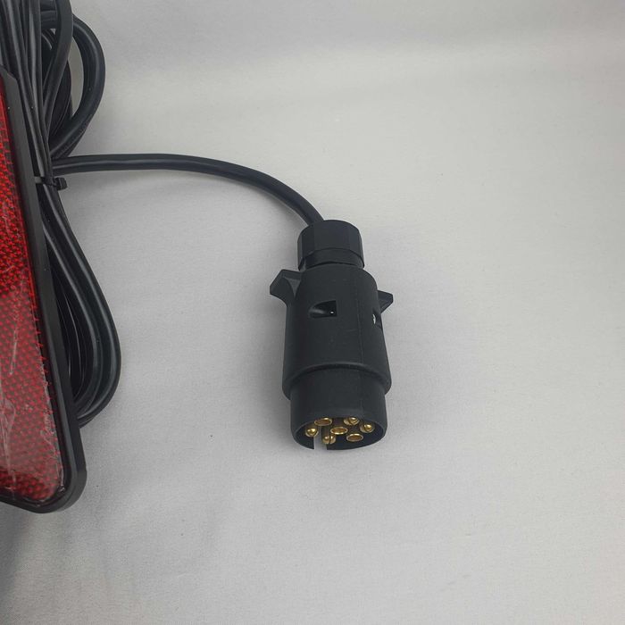 Lampa-2 Lampi cu Cablaj si Bec Clasic+Triunghi-Remorca-Trailer-Stopuri