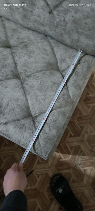 Kafe va restoranlar uchun mebel