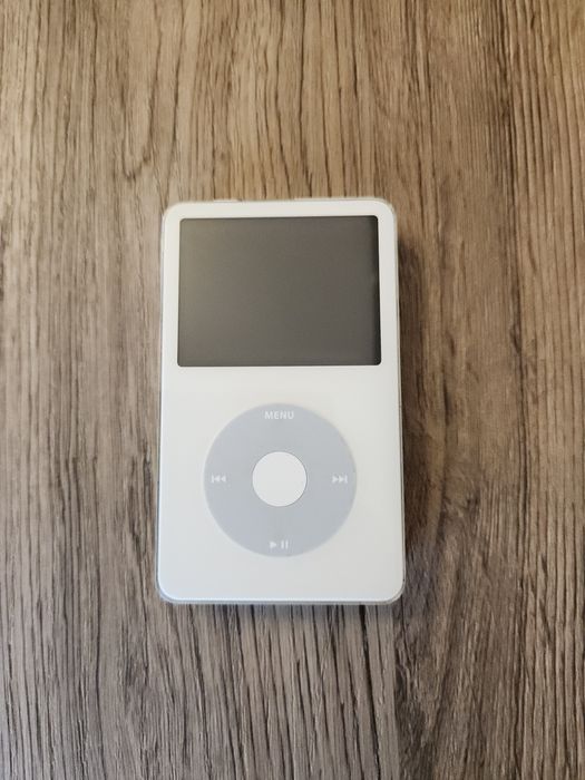iPod Classic 80gb generatia 5 - complet functional