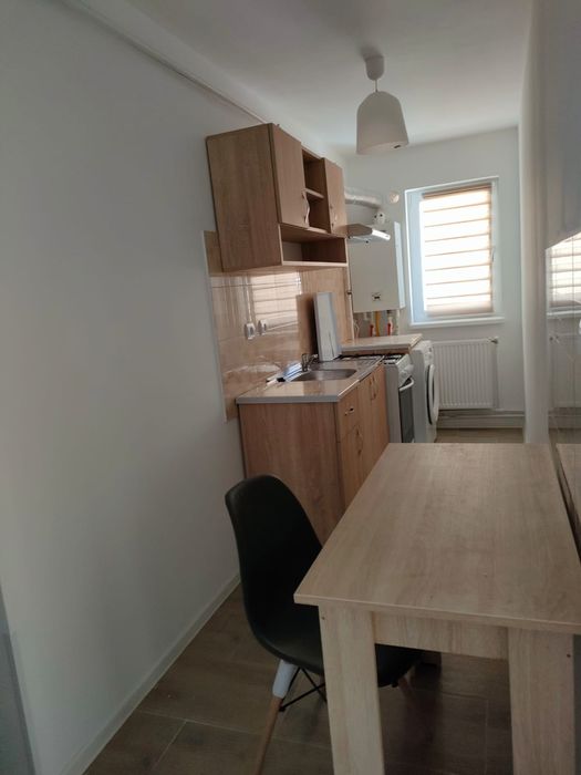 Garsoniera cu Loc de Parcare Privat si Centrală. Parter.   1 Mai in Bloc Nou 2022. Proprietar