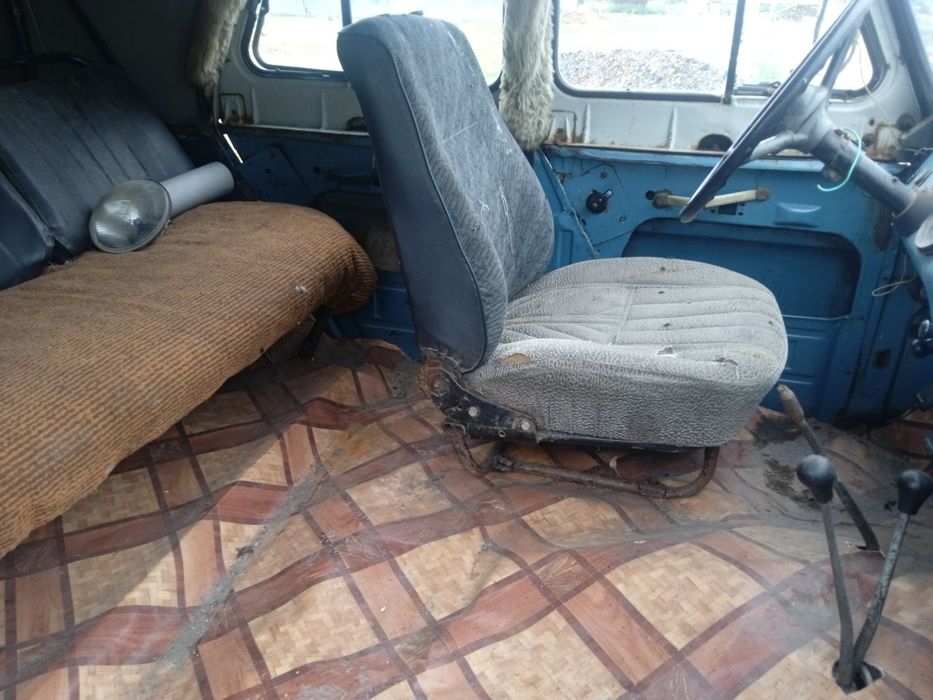 Уаз сатылады, док бар