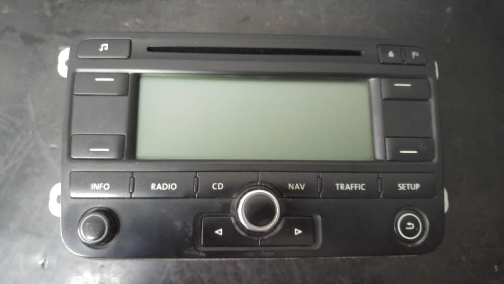 Navigatie cu radio cd player vw passat b6 1k0035191e