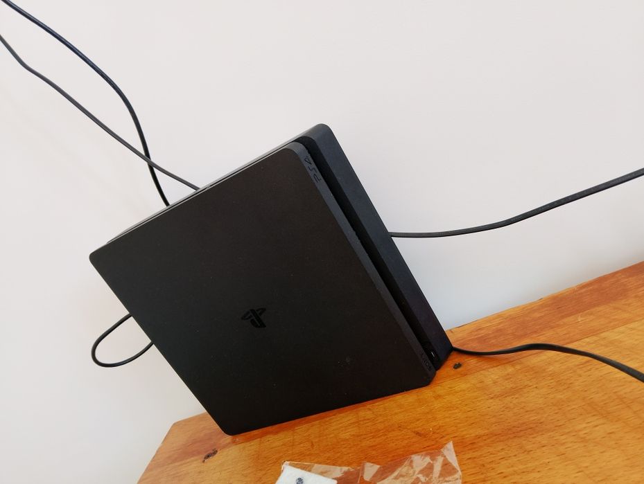 Play Station 4 супер Слим 1тб