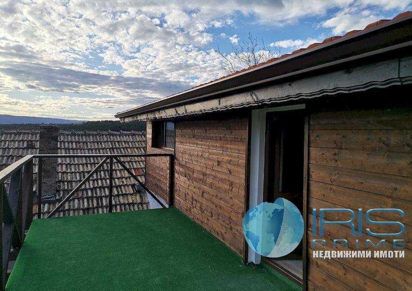 Продава се Къща в с. Осмар, Област Шумен - 226 кв.м за 553 €/кв.м - Снимка #18