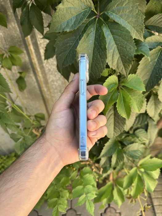 Продам Телефон Айфон 13 128Gb
