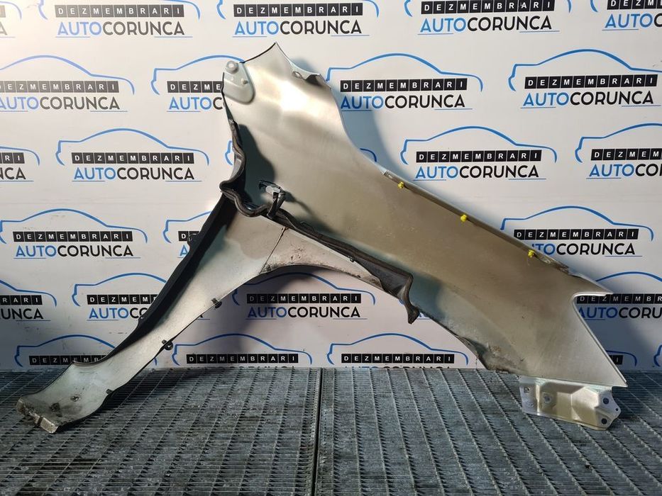 Aripa Stanga Fata Toyota RAV 4 III 2005 - 2009 4 Usi ARGINTIU (879)