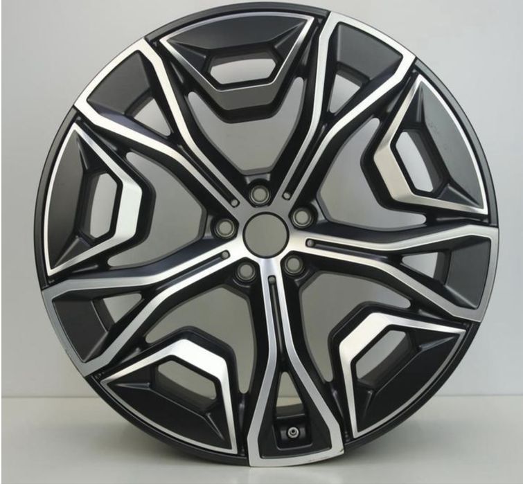 Бмв джанти 22 цола iX i20