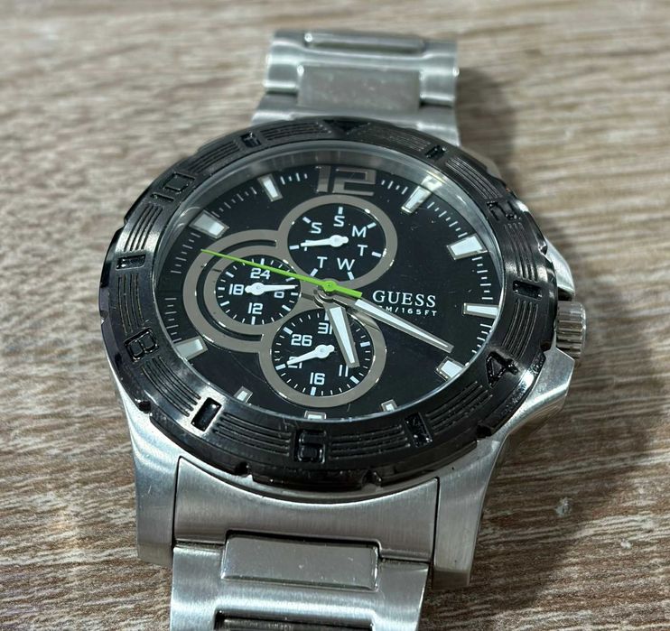 Мъжки часовник Guess W11617G1