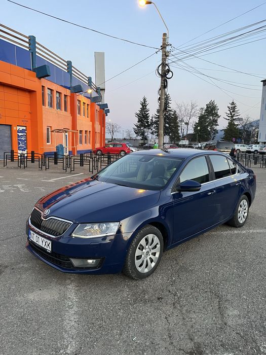 Skoda octavia 2.0 DSG parkassist 360 canton keyless columbus