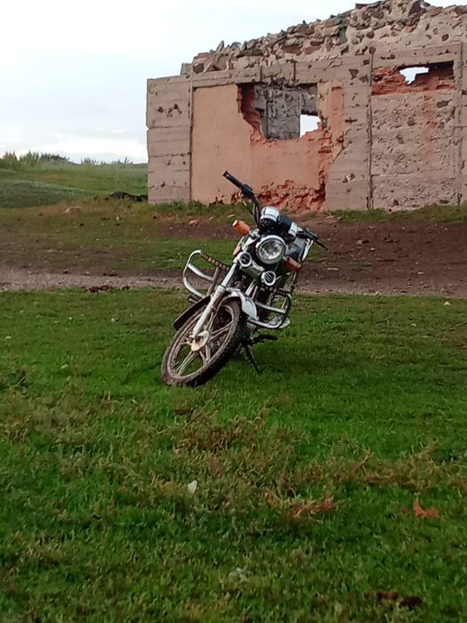 Мотоцикл  яки 110куб