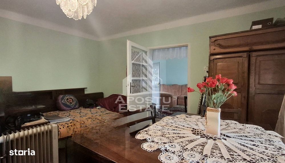 Casa 4 camere,Teren 360 mp Micalaca Garaj, Gradin