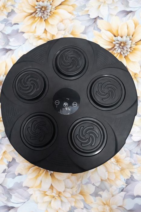 Devorga yopishtirib uradigan