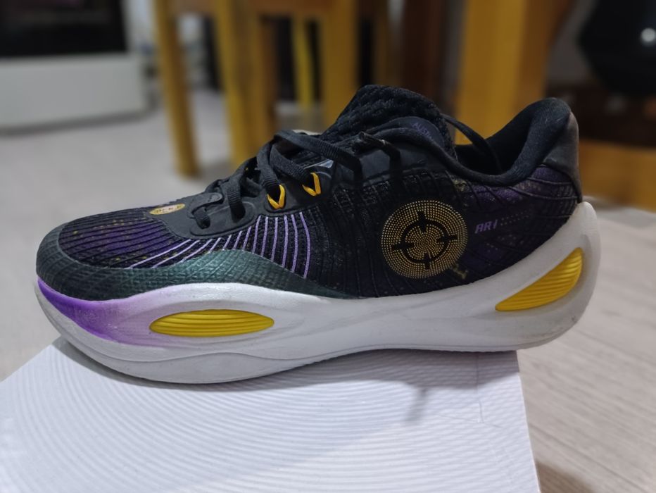 Кроссовки Rigorer AR1 "Showtime"