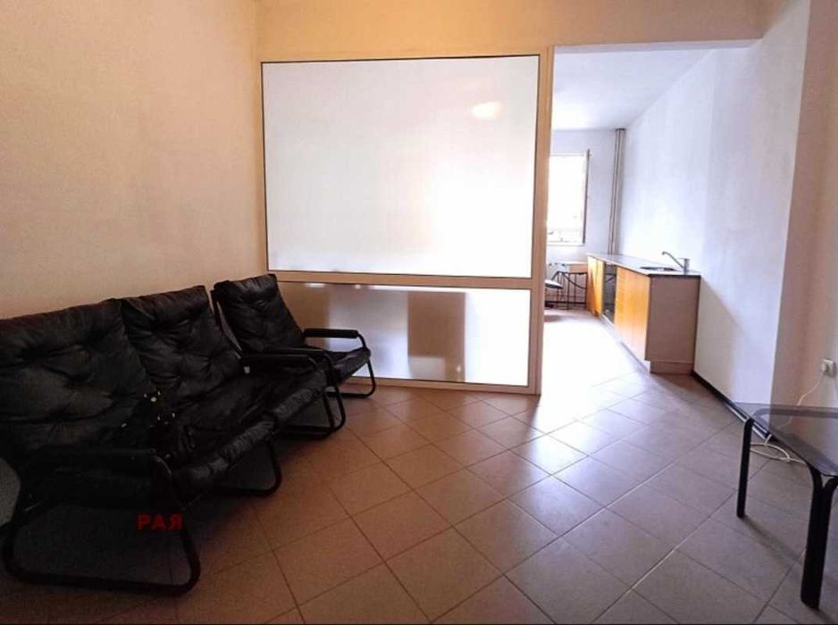 Дава се под наем Офис в София, Овча купел - 50 кв.м за 550 € - Снимка #1