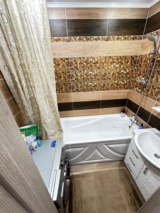 Продам 3х ком квартиру в центре города