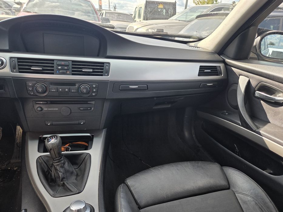 Vand bmw 320d avariat