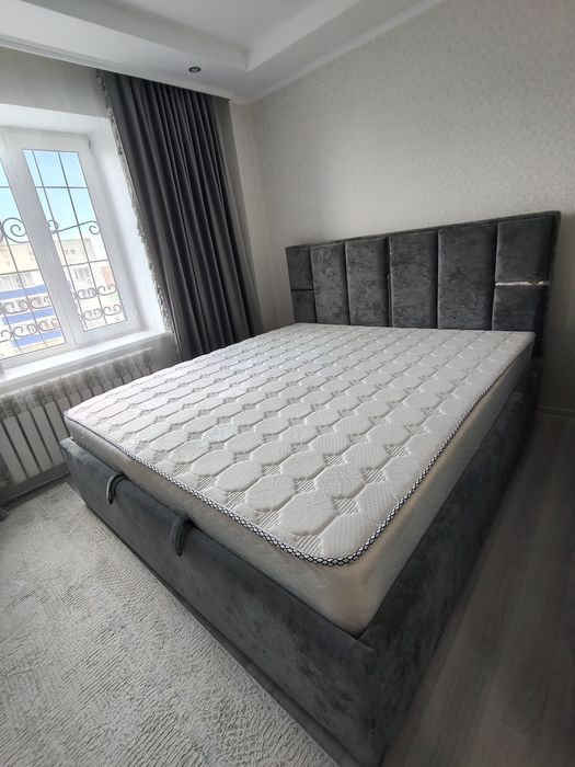 Диван двух спальный