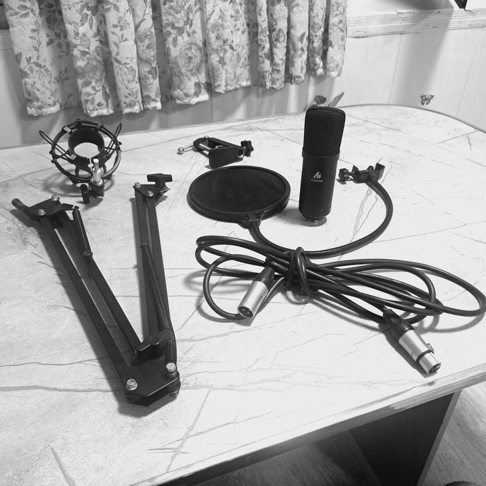 Студийный XLR КОМПЛЕКТ Maono AU-A03 XLR Condenser microphone