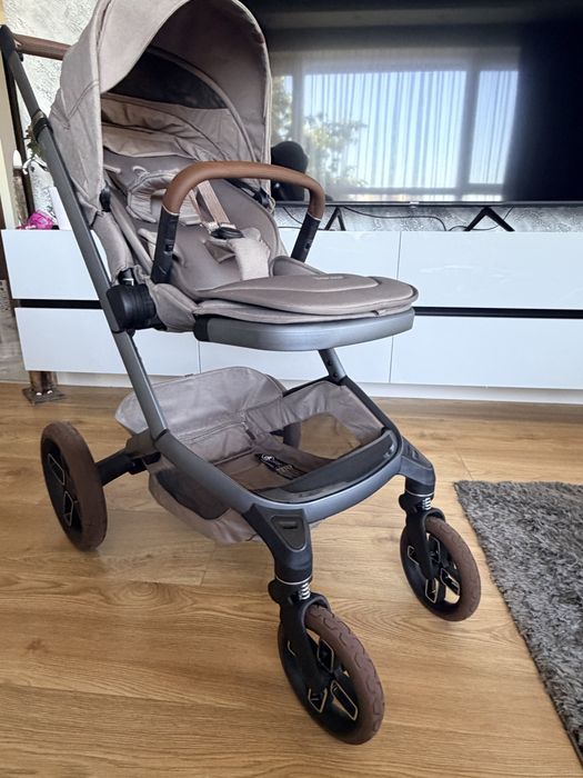 Количка и столче за кола Maxi-Cosi