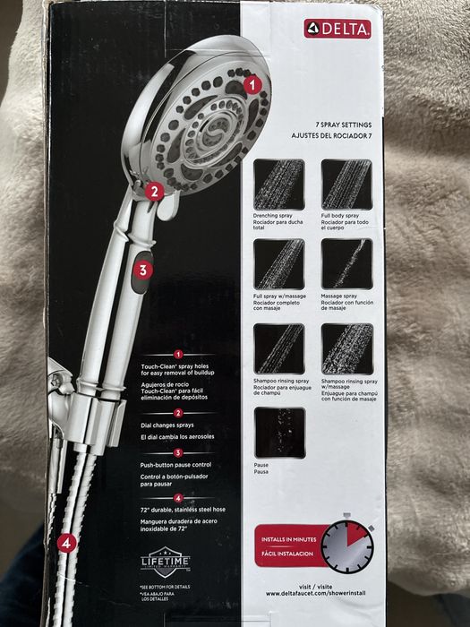 Set dus Delta original ( SUA). Cap de dus, furtun, suport