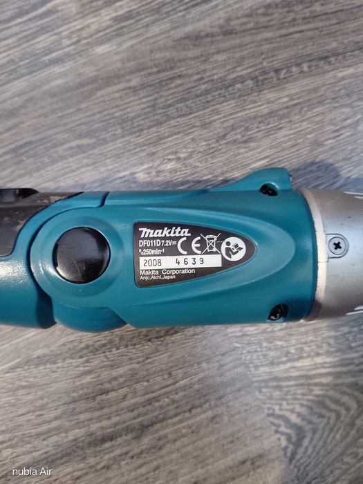 Акумулаторна отвертка Makita DF011D 7.2V