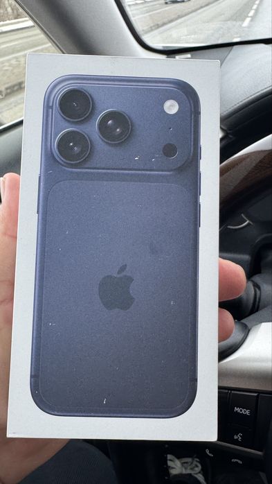 Айфон 17про. 17 про мах