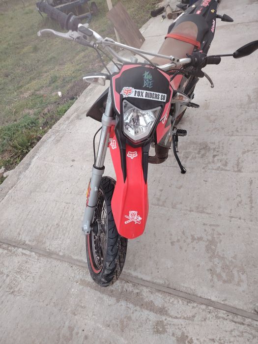 Aprilia sx 50 нов внос