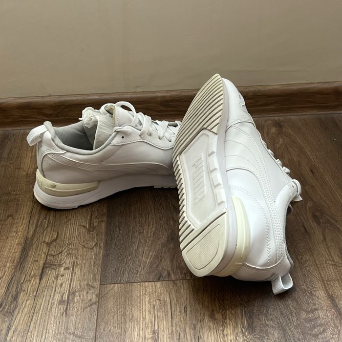 0002 – Puma R78 (бели)