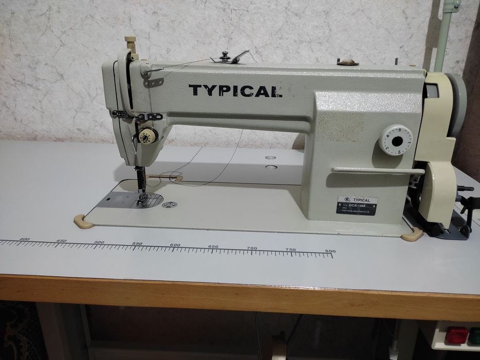 Продается швейная машина