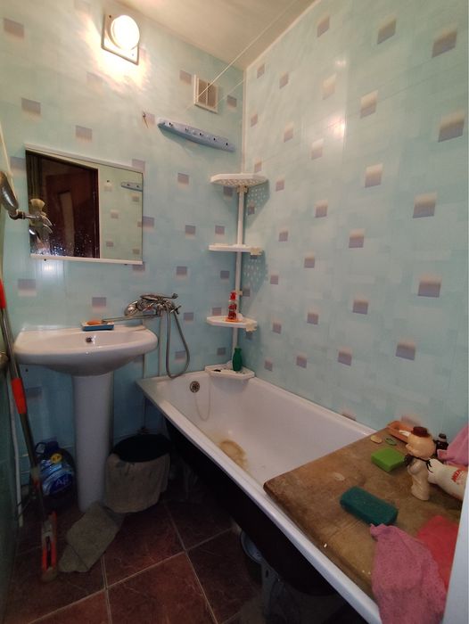 Продам 3 комнатную квартиру