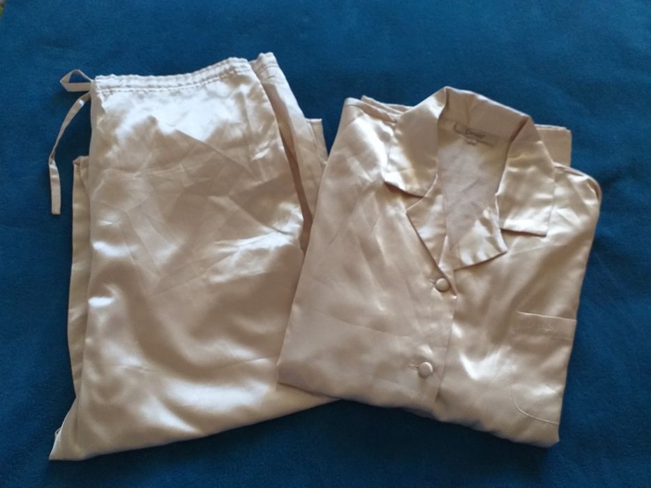 Сатенена пижама , Details L зимна