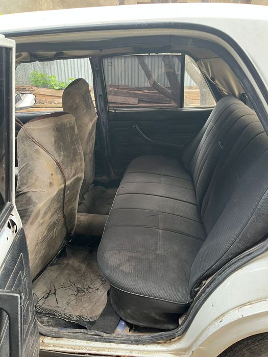 Жигули ваз 2107  на ходу