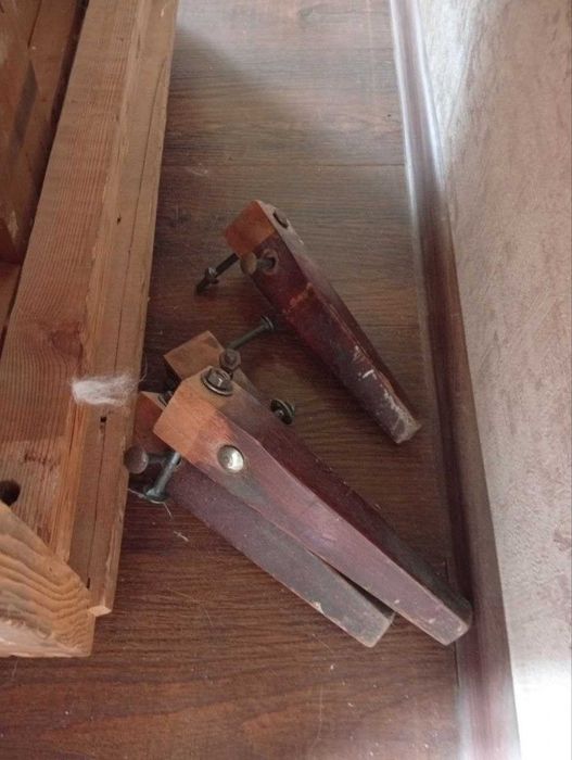 кровать в разобранном виде
