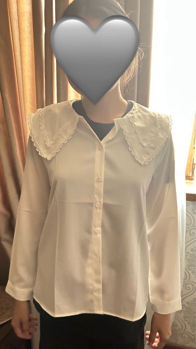 Рубашка белая с длинными рукавами