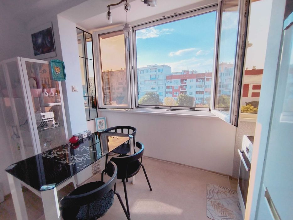 Продава се Двустаен апартамент в Добрич, Център - 68 кв.м за 1013 €/кв.м - Снимка #5