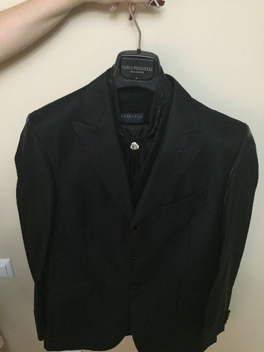 Costum de mire Carlo Pignatelli Clasicco 4 piese , pentru ceremonie.