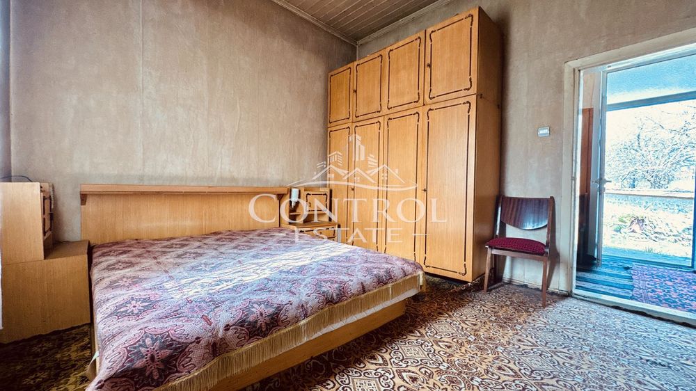 Къща в Велико Търново, област-с.Първомайци площ 112 цена 105000