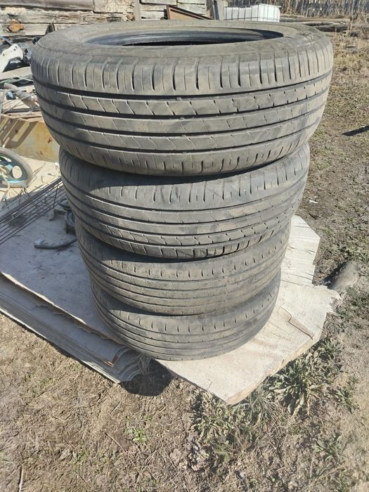 Продам автошины комплект