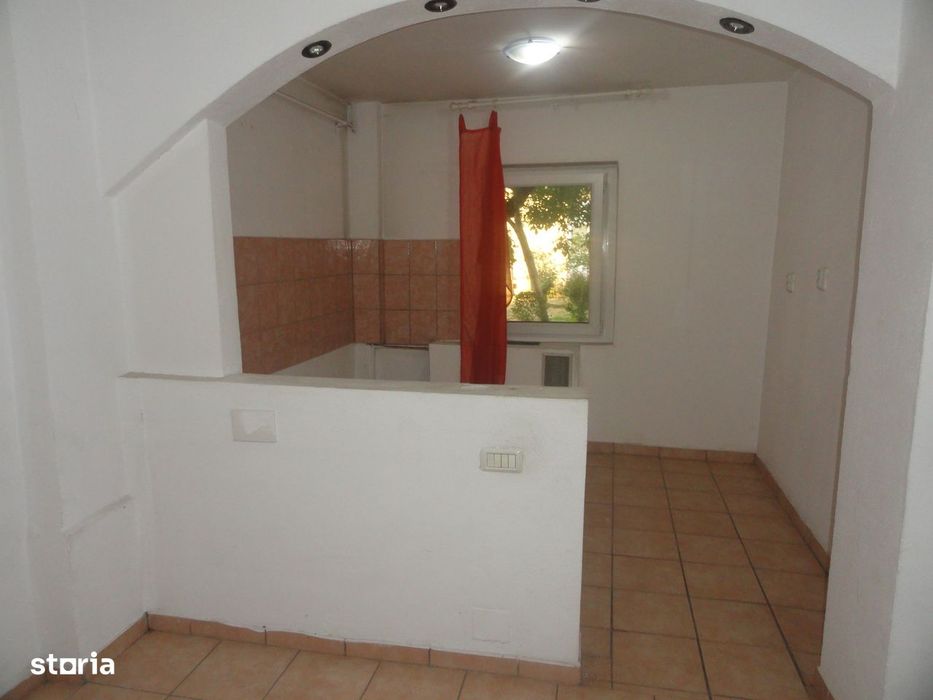Apartament 2 camere decomandat parter, zona centrala - Kaufland, 80 mp
