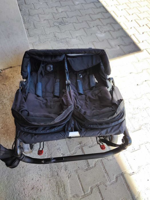 Mountain Buggy Duet детска количка