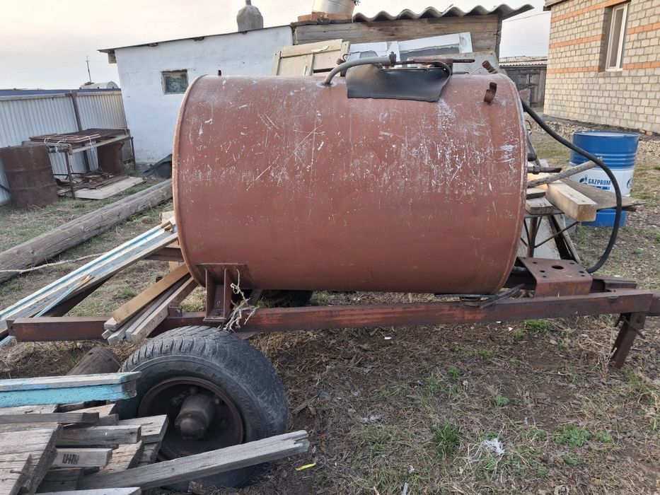 Продам алюминиувую бочку 200тыс