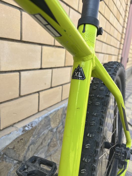 Specialized горный велосипед сатылады