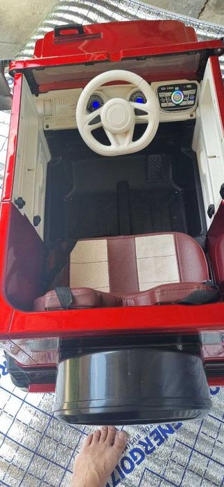Детский электромобиль Mercedes-Benz G65 AMG