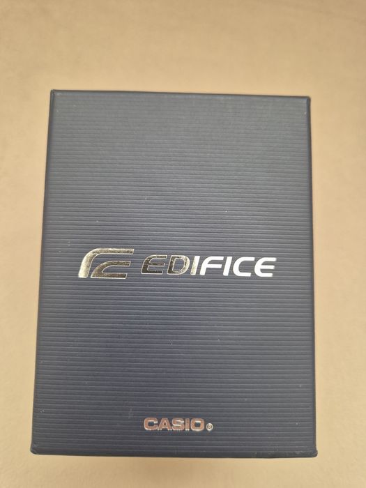 Часы Casio Edifice.