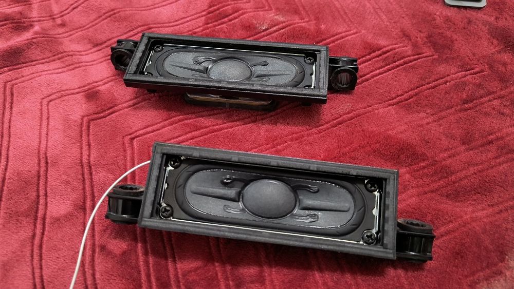 Piese tv LCD Sony Bravia KDL-32EX650 și LG UR78003LK